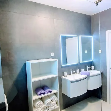 Villa Ivona Swimming Pool And Jacuzzi * 자다르