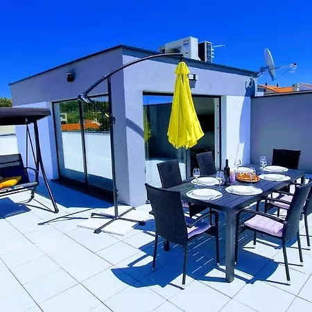 Vila Villa Ivona Swimming Pool And Jacuzzi *